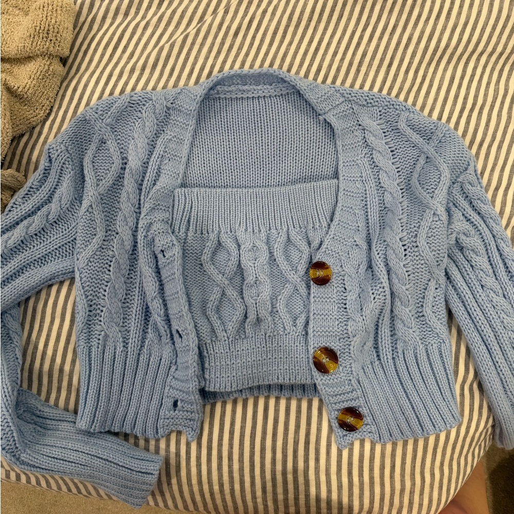Amazon Women's Blue sweater set